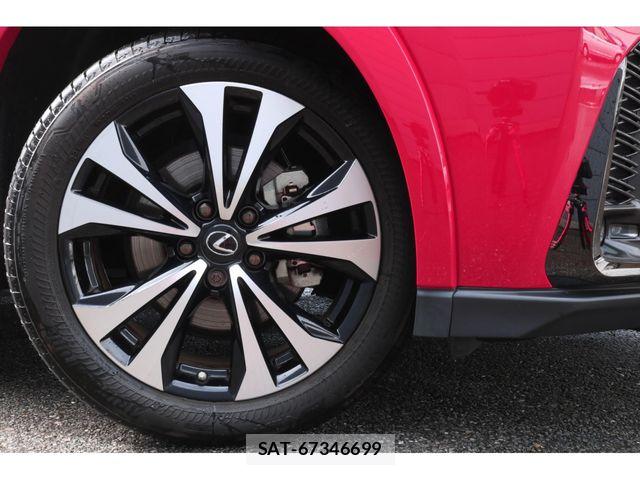 Lexus UX 2023-05 6676731-3