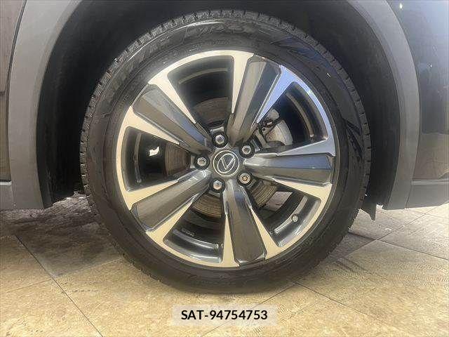 Lexus UX 2019-05 6682727-12