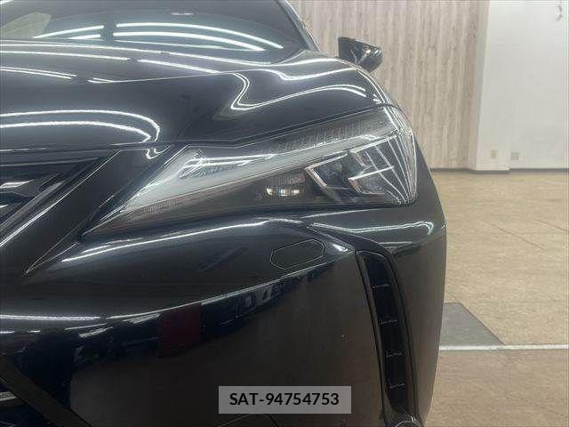 Lexus UX 2019-05 6682727-20