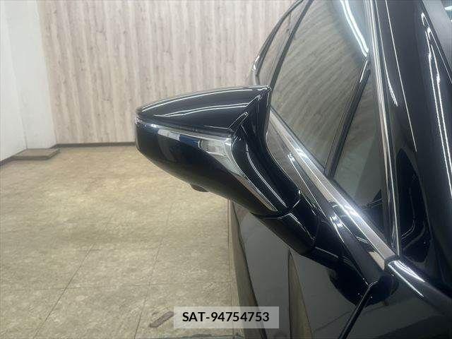Lexus UX 2019-05 6682727-25