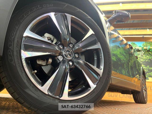 Lexus UX 2023-05 6752272-14
