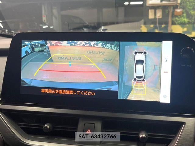 Lexus UX 2023-05 6752272-4
