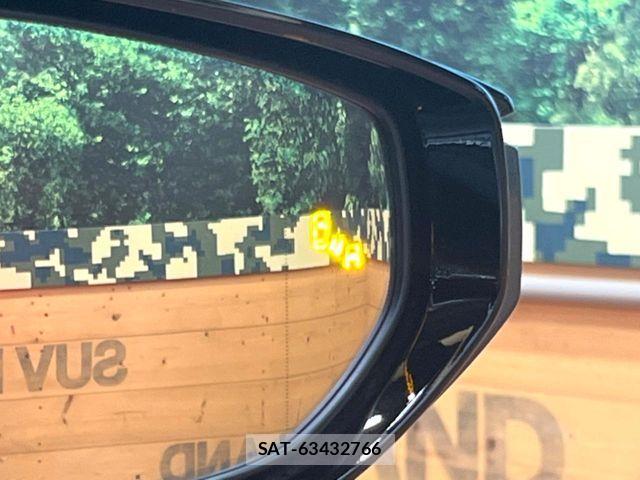 Lexus UX 2023-05 6752272-6