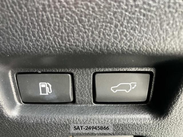Lexus UX 2021-10 6752271-13