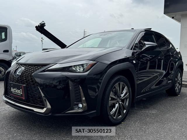 Lexus UX 2019-09 6815779-0