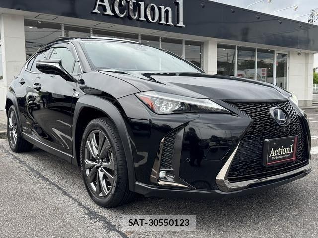 Lexus UX 2019-09 6815779-6