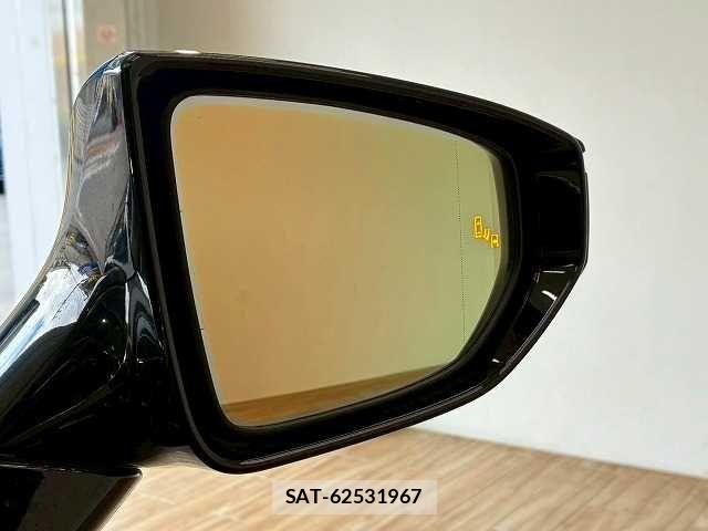 Lexus UX 2023-06 6815771-7