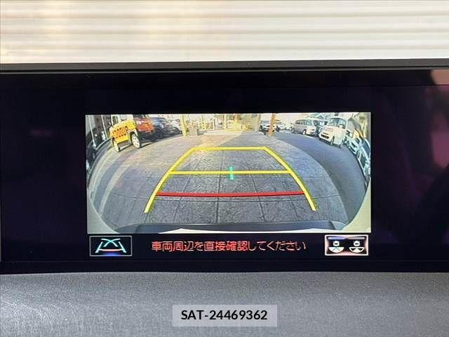 Lexus UX 2020-11 6907875-3