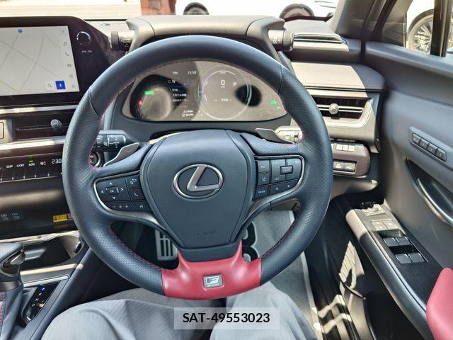Lexus UX 2023-06 6995257-12