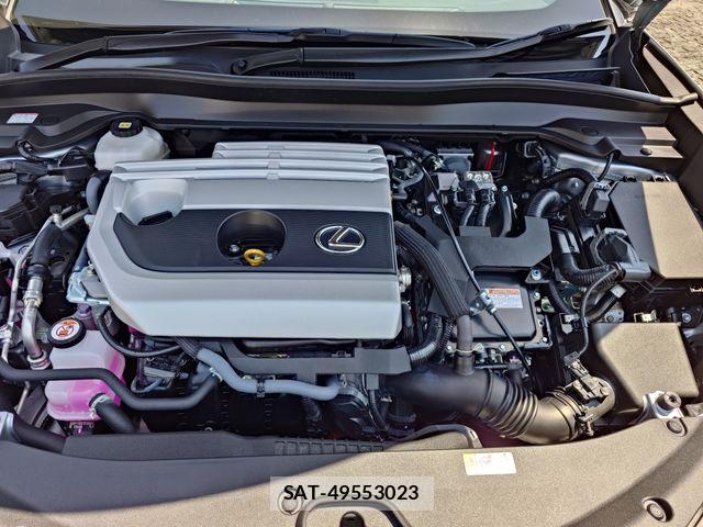 Lexus UX 2023-06 6995257-25