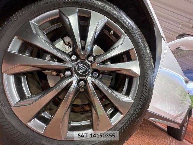 Lexus UX 2021-07 6995305-12