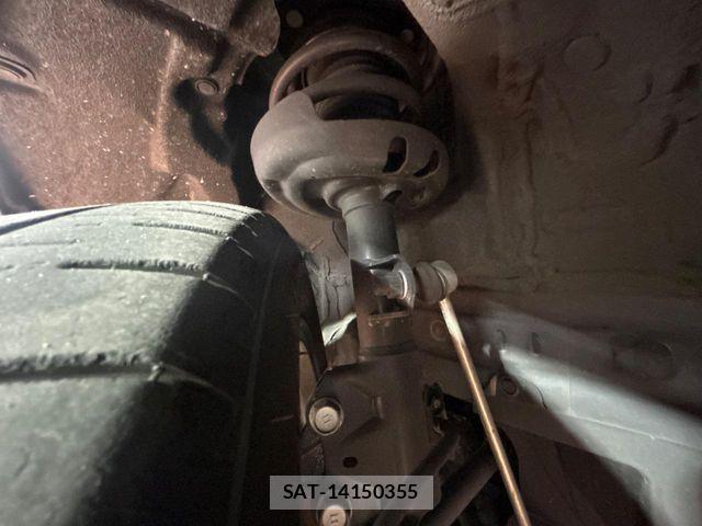 Lexus UX 2021-07 6995305-19