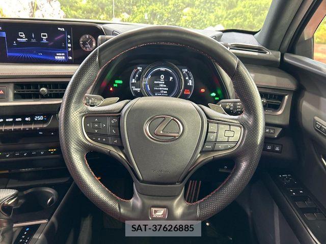 Lexus UX 2020-09 7020799-10