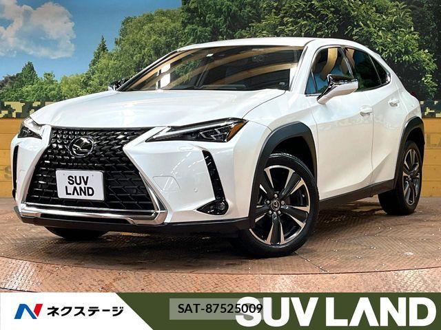 Lexus UX 2023-06 7020800-0