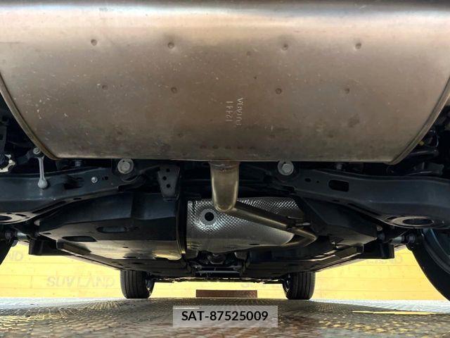 Lexus UX 2023-06 7020800-18