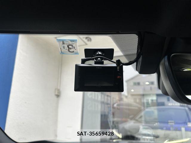 Lexus UX 2023-03 7059333-10