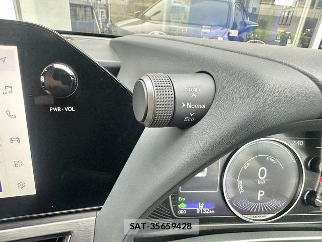 Lexus UX 2023-03 7059333-14
