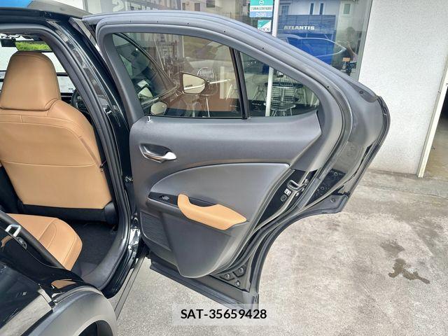 Lexus UX 2023-03 7059333-23
