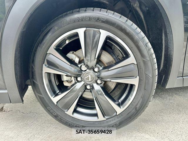Lexus UX 2023-03 7059333-3