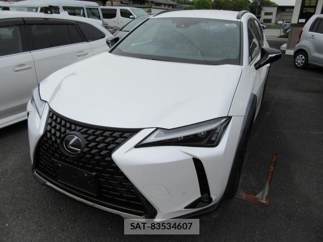 Lexus UX 2021-04 7221183-0