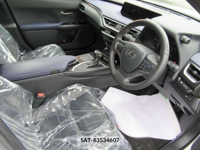 Lexus UX 2021-04 7221183-17
