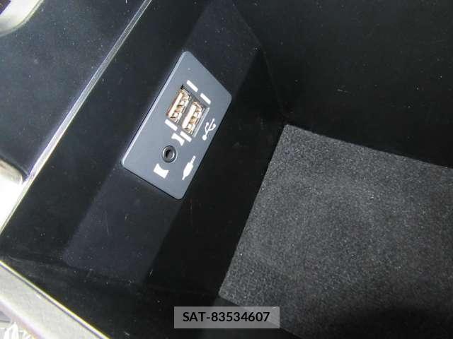 Lexus UX 2021-04 7221183-24