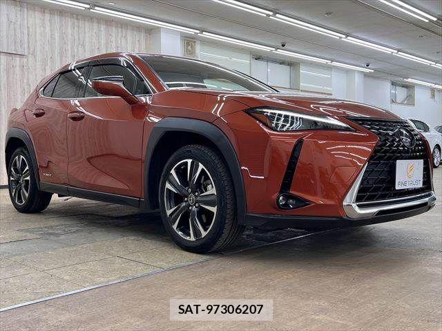 Lexus UX 2021-04 7221182-15