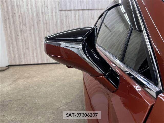 Lexus UX 2021-04 7221182-26
