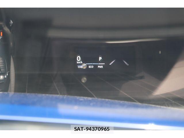 Lexus UX 2023-07 7221186-17