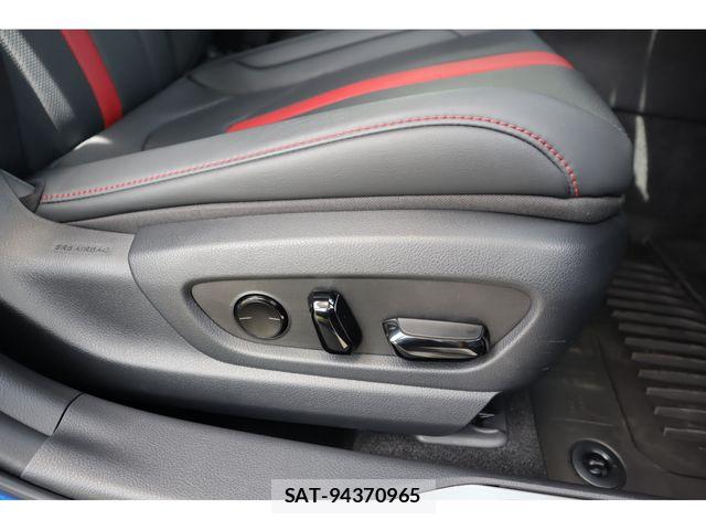 Lexus UX 2023-07 7221186-20