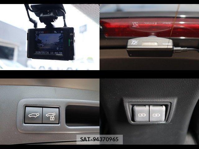 Lexus UX 2023-07 7221186-23