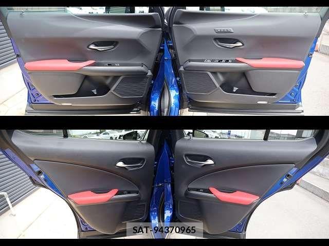Lexus UX 2023-07 7221186-25