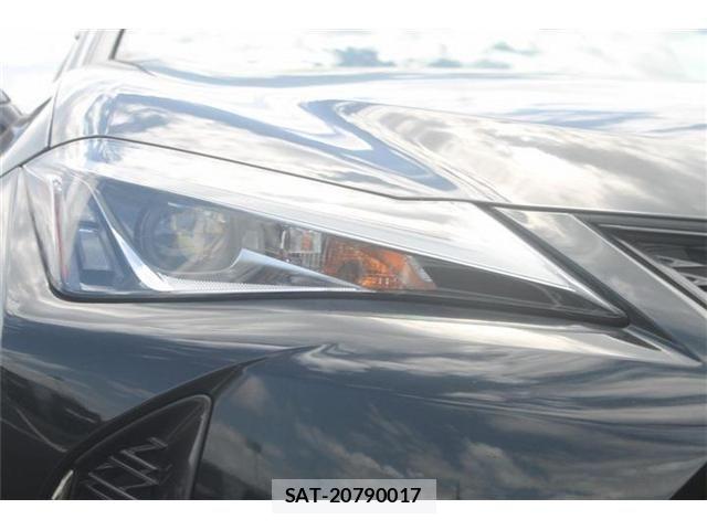 Lexus UX 2019-05 7221178-8