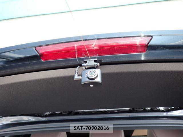 Lexus UX 2023-07 7221187-28