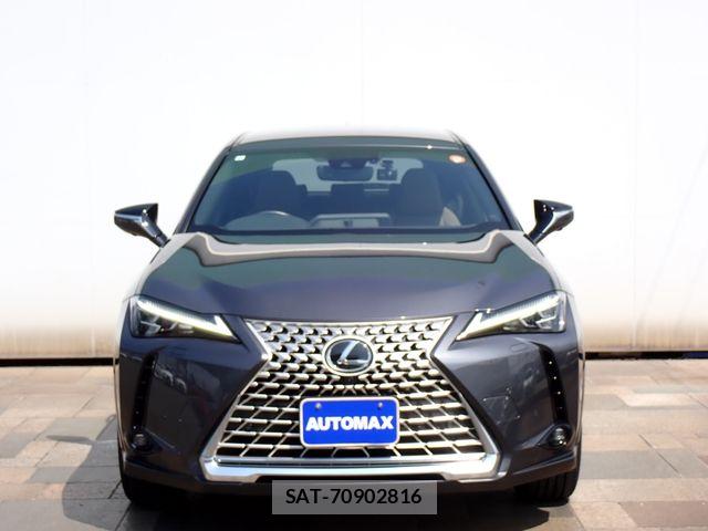 Lexus UX 2023-07 7221187-3