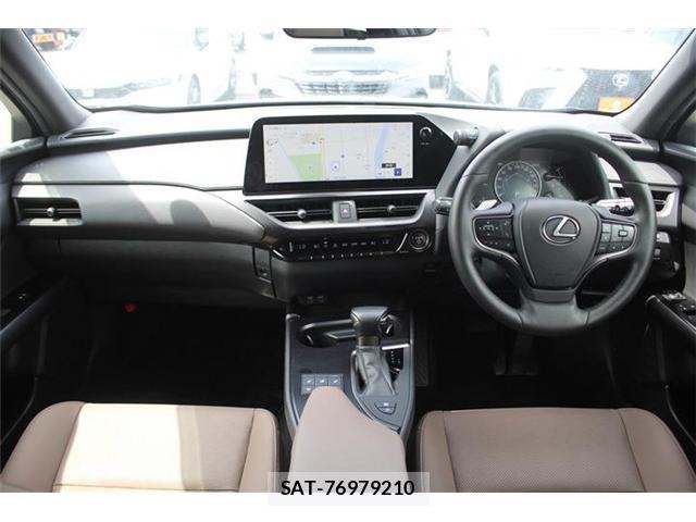 Lexus UX 2023-10 7221190-21