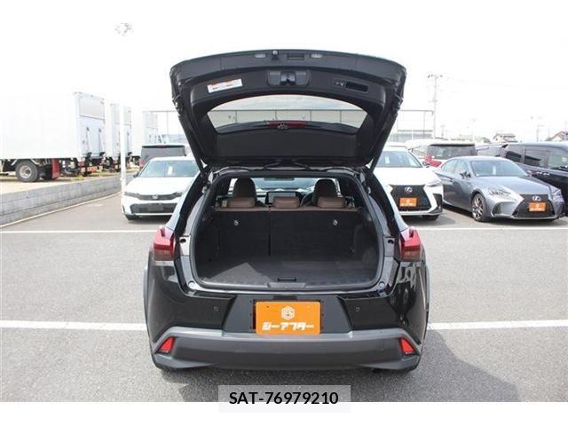 Lexus UX 2023-10 7221190-26
