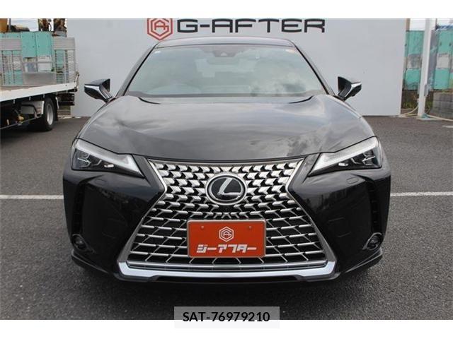 Lexus UX 2023-10 7221190-2