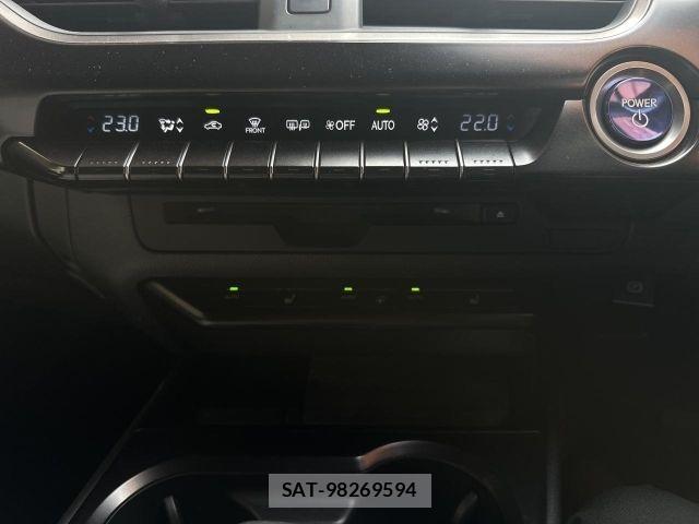 Lexus UX 2021-10 7221184-21