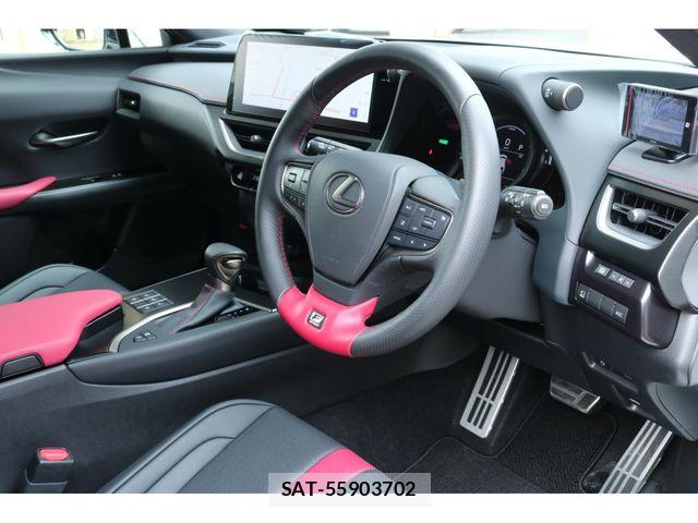 Lexus UX 2023-06 7221189-15