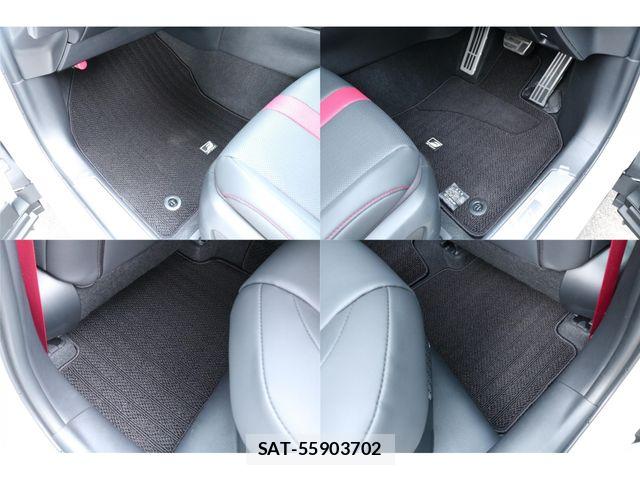 Lexus UX 2023-06 7221189-24