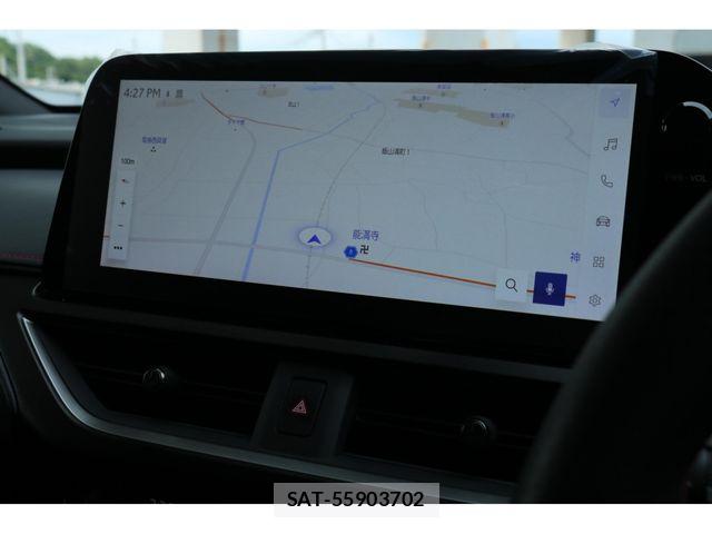Lexus UX 2023-06 7221189-6