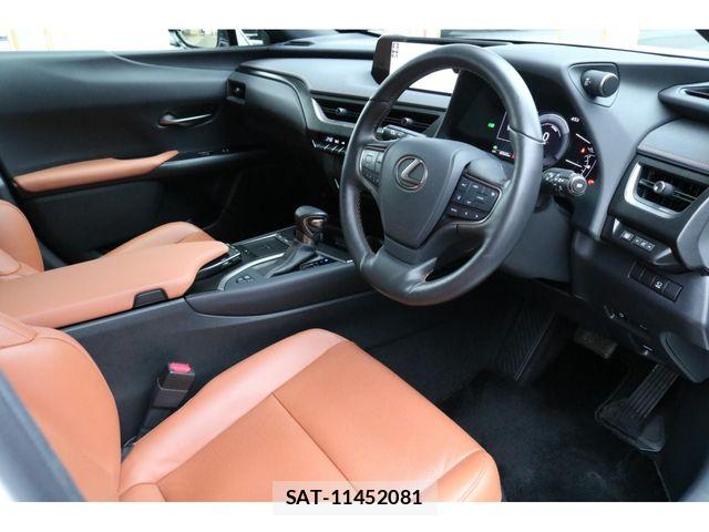 Lexus UX 2019-09 7221185-15