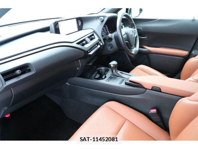 Lexus UX 2019-09 7221185-17