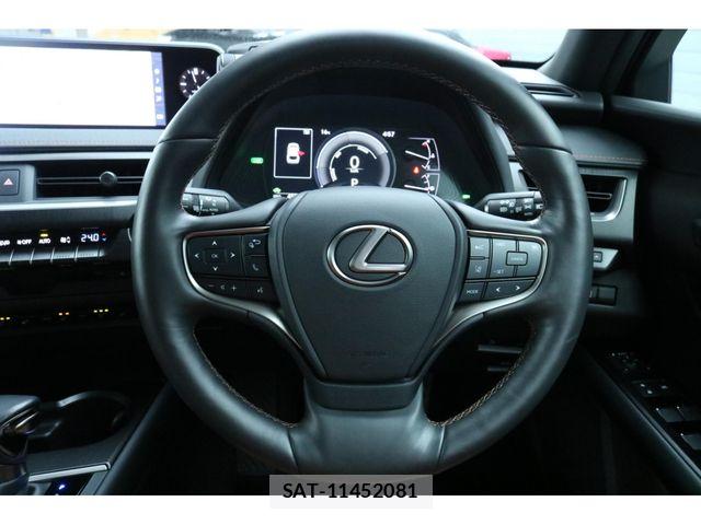 Lexus UX 2019-09 7221185-25