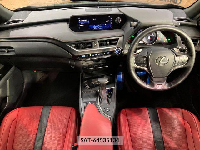 Lexus UX 2019-06 7221177-1