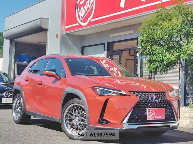 Lexus UX 2019-11 7221179-2