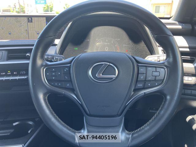 Lexus UX 2019-08 7251385-17