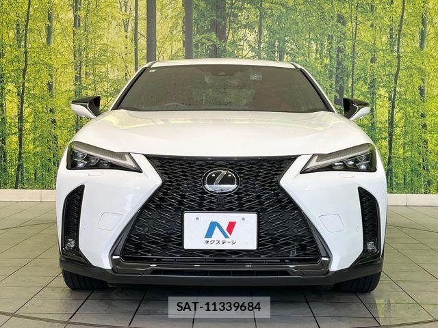 Lexus UX 2023-05 7328120-13