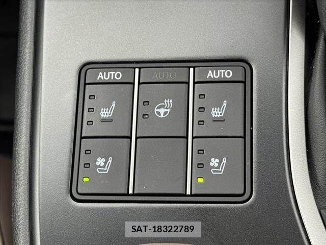 Lexus UX 2023-07 7328127-4